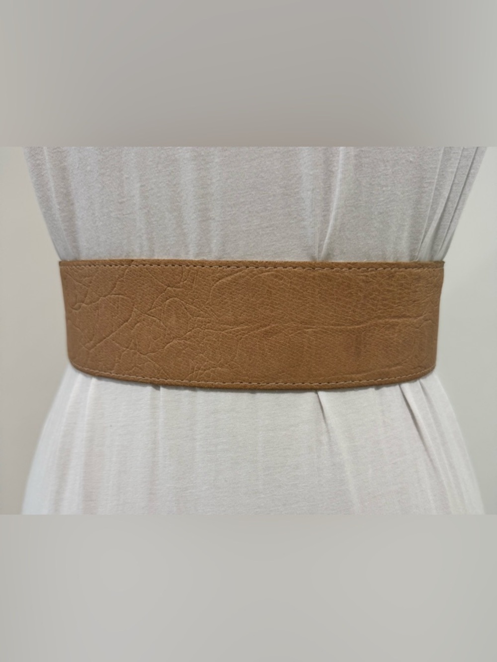 Wide Tan Waist Belt with Antique Metal Ring Buckle - Picture 4 of 7